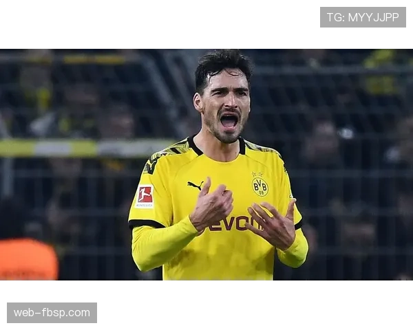 皮克与胡梅尔斯防线配合偏向体系驱动多点参与趋势